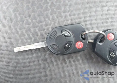 2017 Ford Escape Se from USA, damaged, VIN 1FMCU9GD4HUC17940